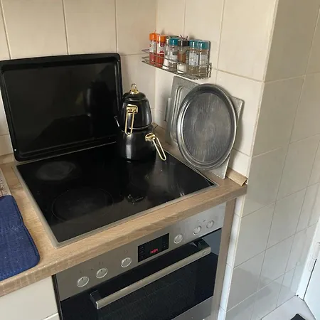 Guenes East Side Elegance