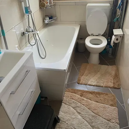 Guenes East Side Elegance Berlin