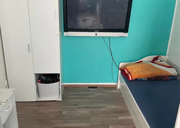 Rum i privatbostad Guenes East Side Elegance Berlin